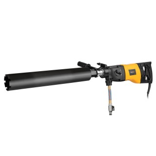 Wiertnica ręczna WABROTECH WT160/2PD z zamontowanym wiertłem rurowym